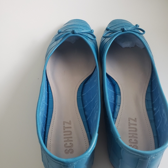 Shoes (Brand new) - Picture 3 of 4